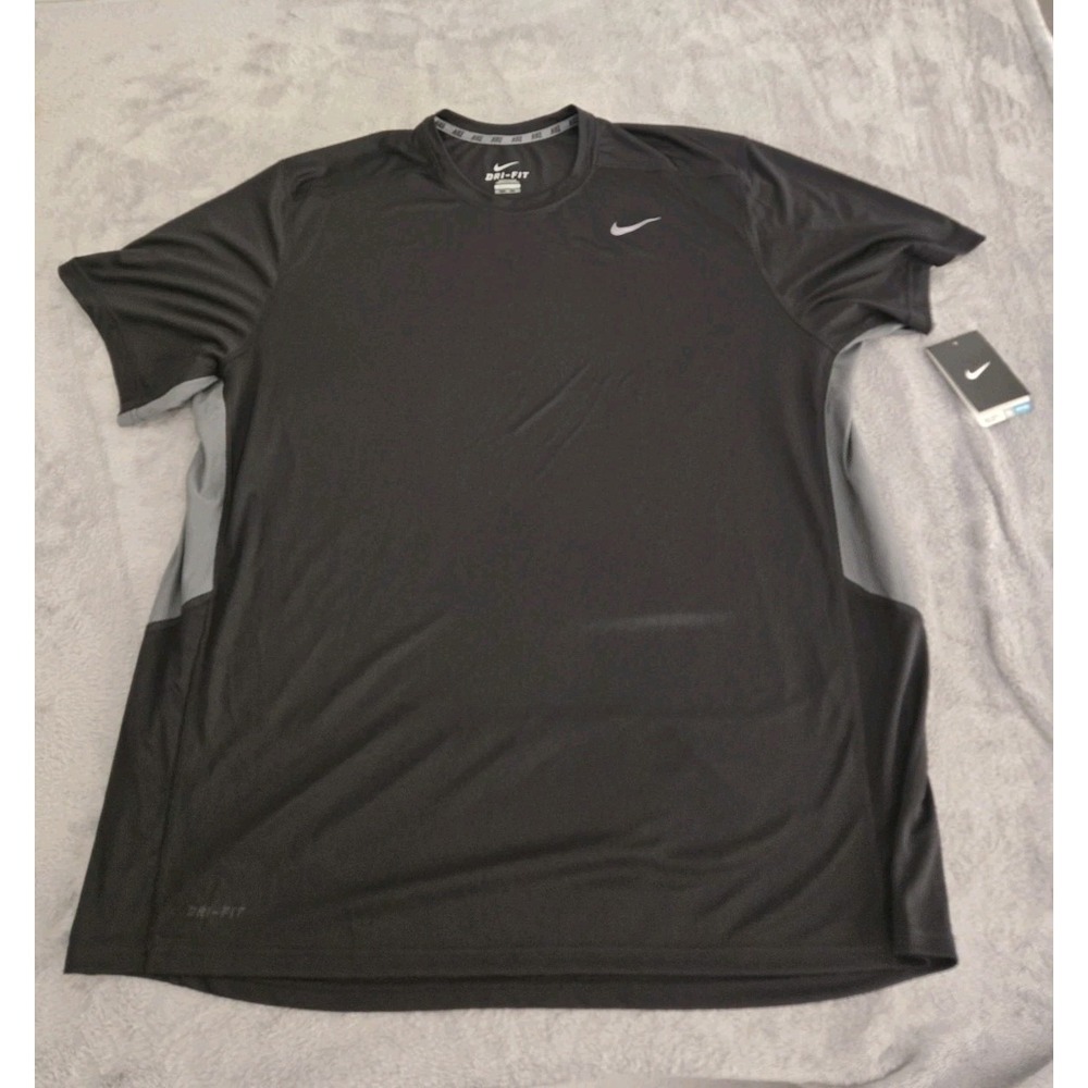 New W Tags Nike Dri Fit Men's T-Shirt Size 2XL Black/Gray